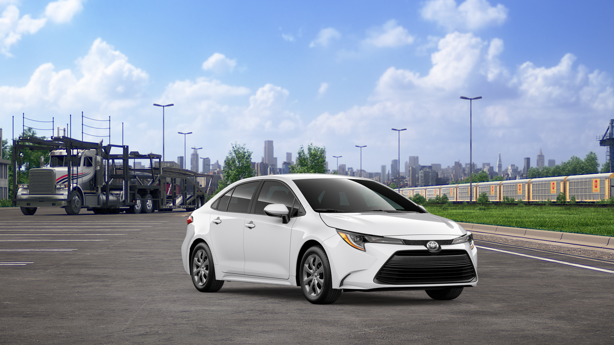 2026 Toyota Corolla LE photo 11