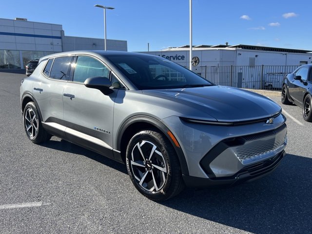 2026 Chevrolet Equinox EV 1LT's photo