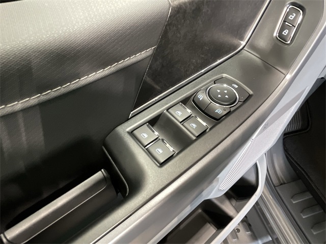 2025 Ford F-150 Lightning photo 16