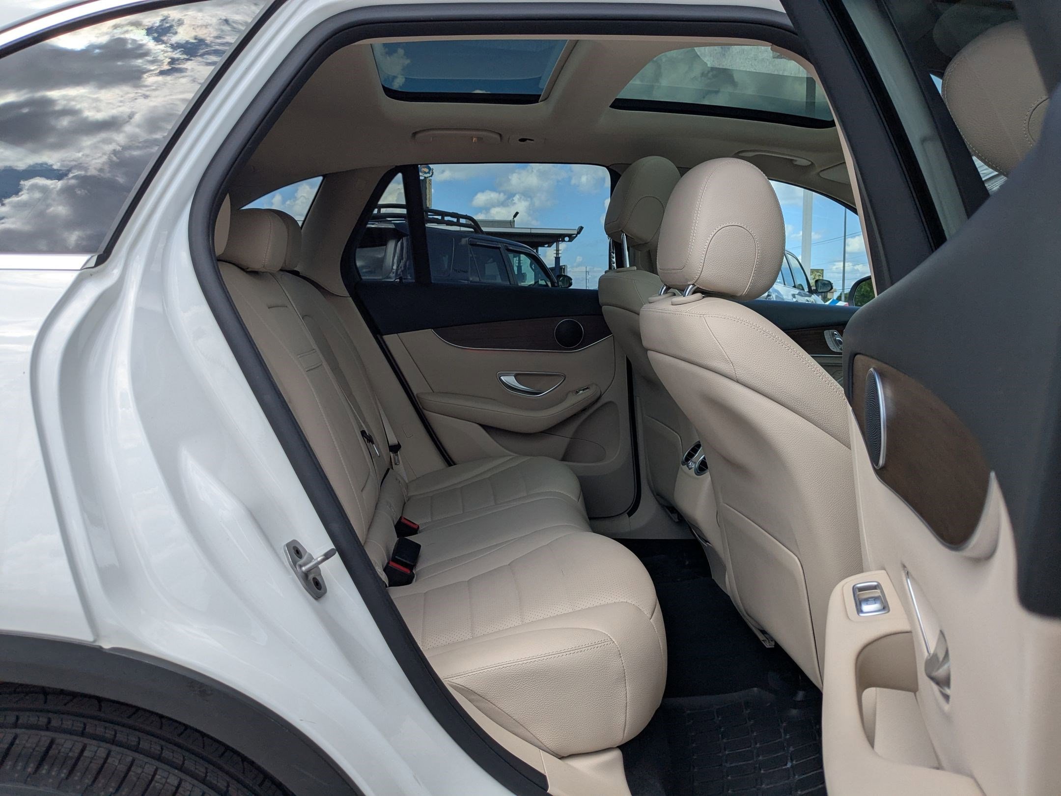 2022 Mercedes Benz GLC 300 4MATIC photo 29
