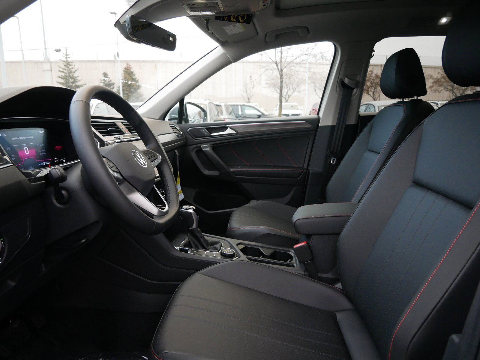 2024 Volkswagen Tiguan Wolfsburg Edition photo 3