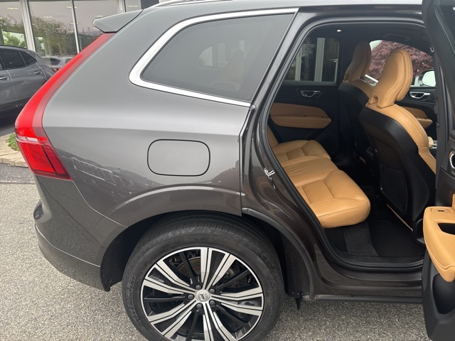 2022 Volvo XC60 B5 Inscription photo 26