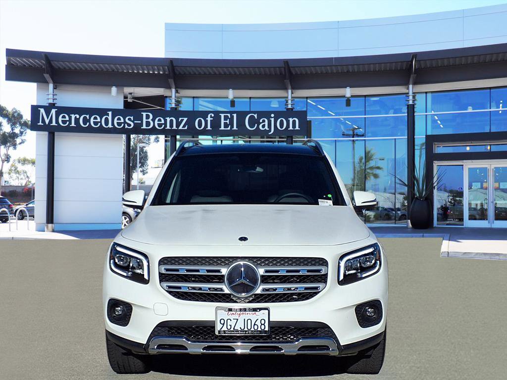 2023 Mercedes Benz GLB 250 photo 2