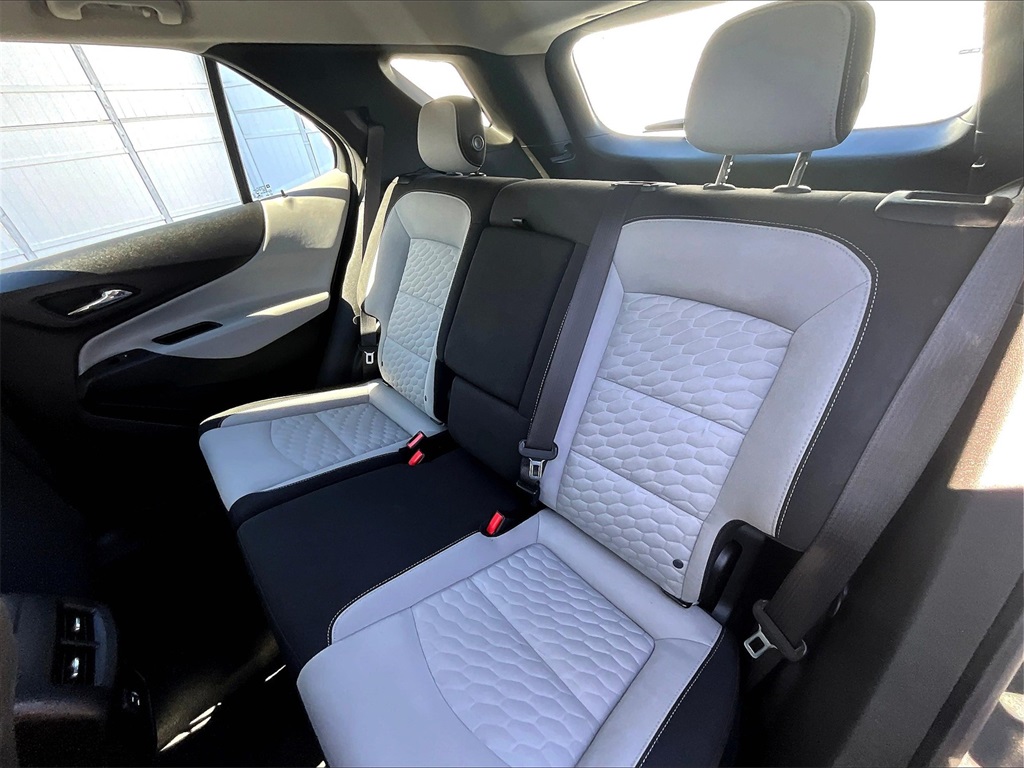 2019 Chevrolet Equinox LS photo 13