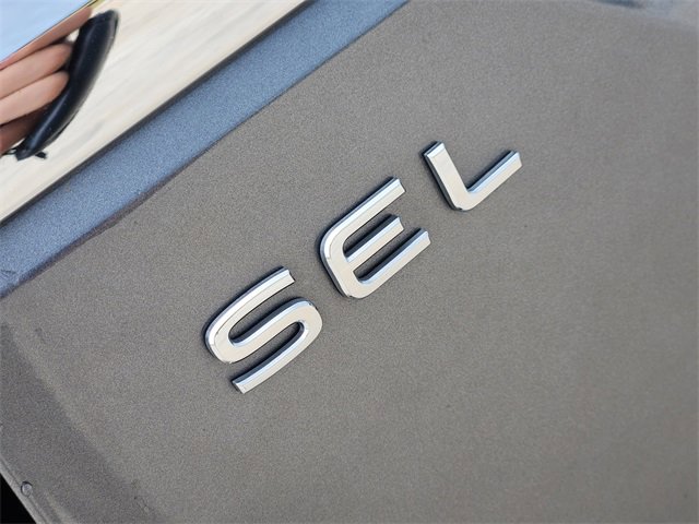 2024 Volkswagen Atlas SEL photo 11
