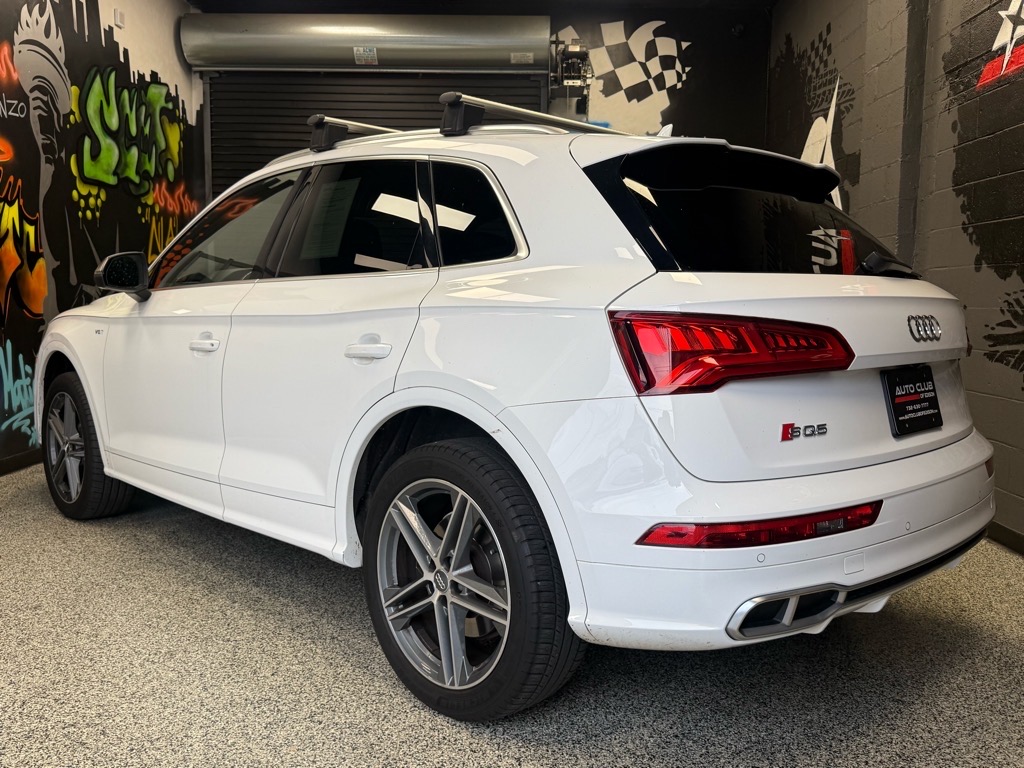 2018 Audi SQ5 Premium Plus photo 2