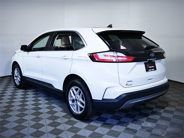 2023 Ford Edge SEL photo 6