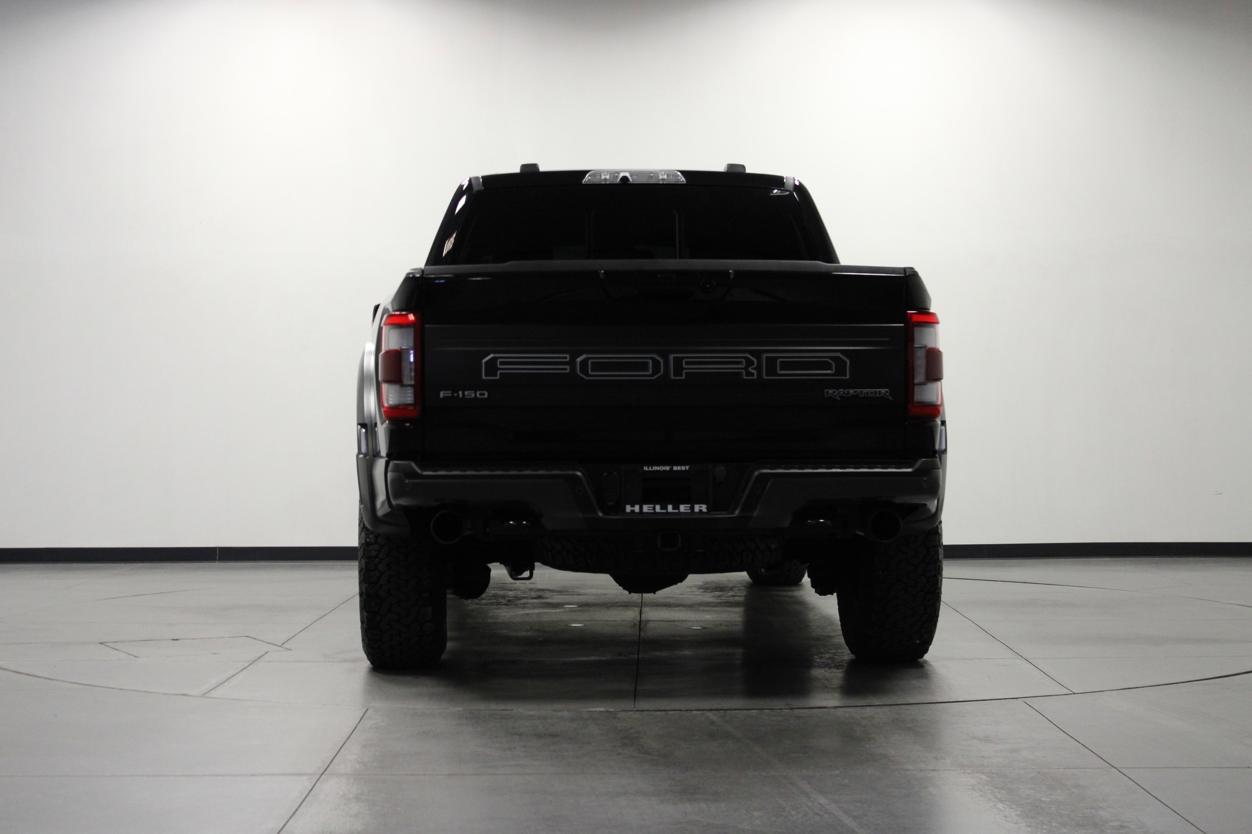 2023 Ford F-150 Raptor photo 4
