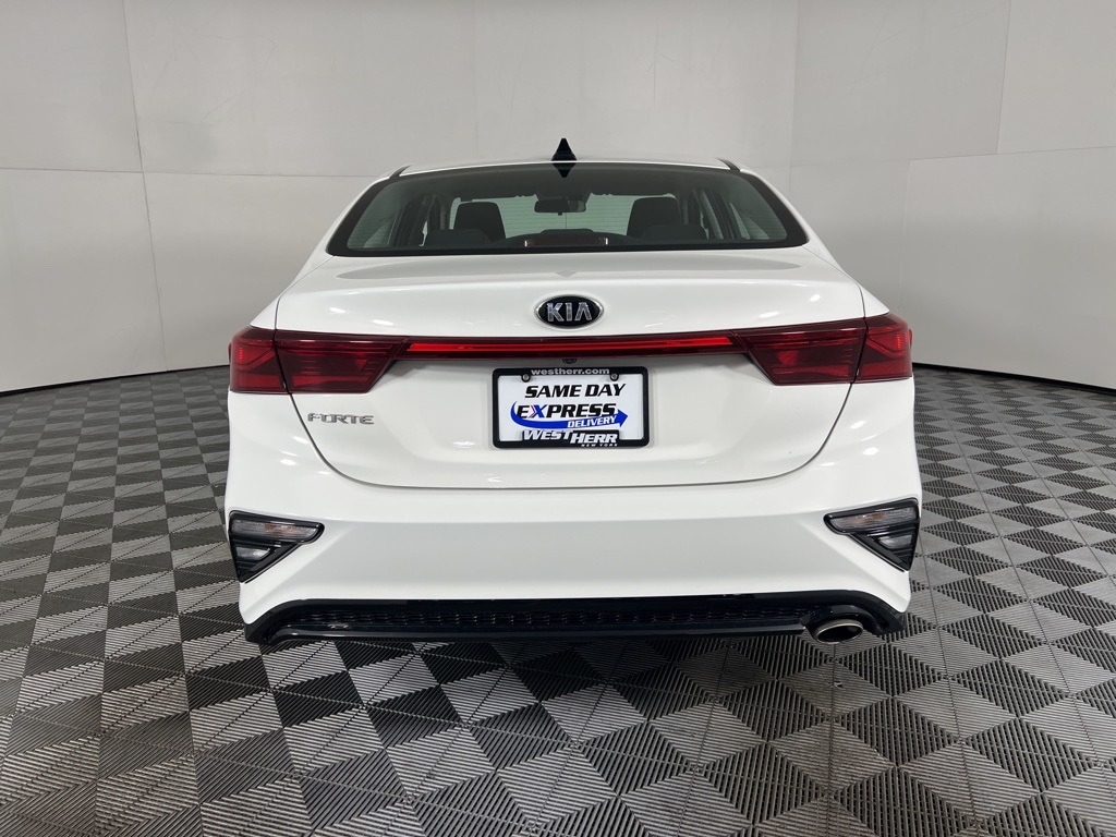 2020 Kia Forte LXS photo 7