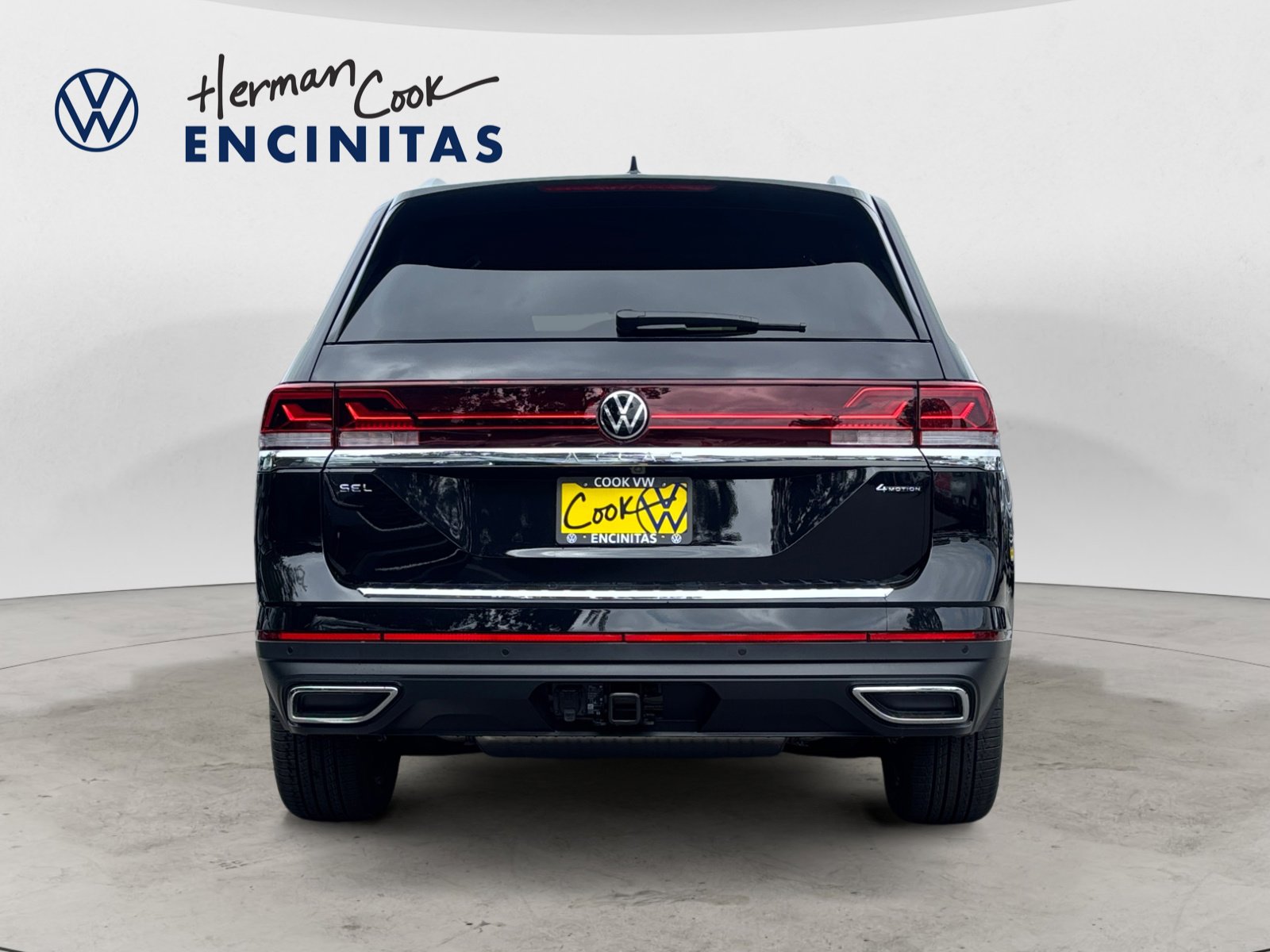 2025 Volkswagen Atlas SEL photo 4