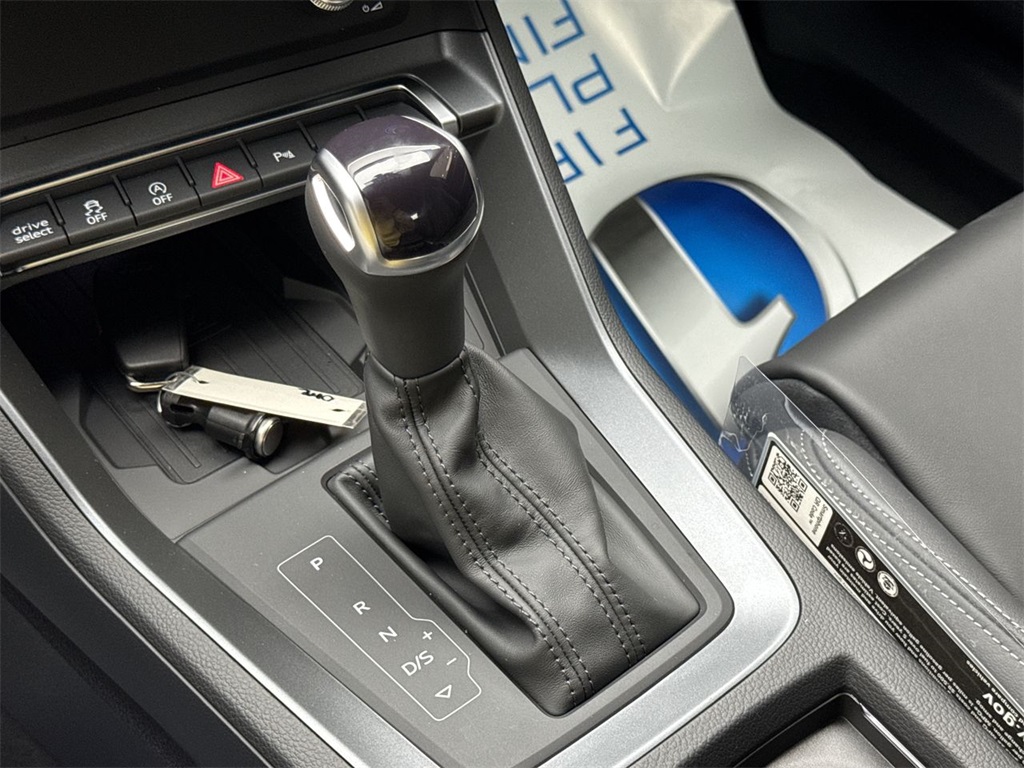 2025 Audi Q3 Premium S line photo 18