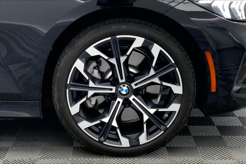 2025 Bmw 330i xDrive photo 4