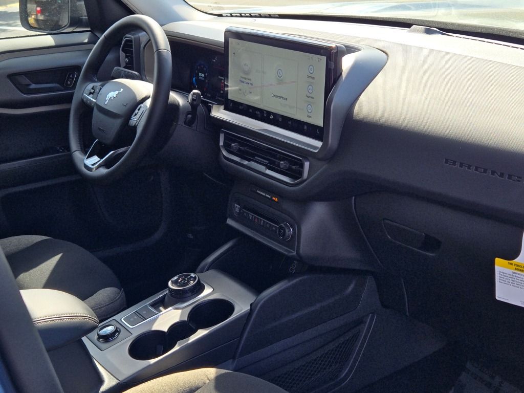 2025 Ford Bronco Sport Big Bend photo 2