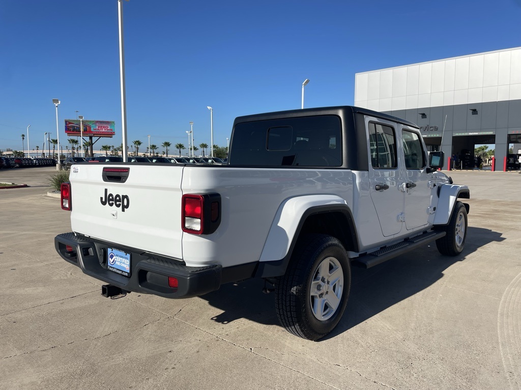 2023 Jeep Gladiator Sport photo 3