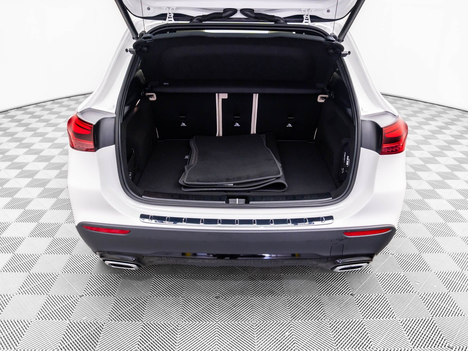 2026 Mercedes Benz GLA 250 4MATIC photo 26
