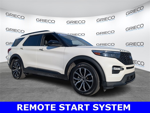 2023 Ford Explorer ST's photo