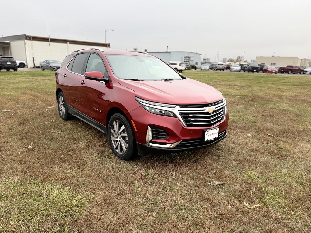 2023 Chevrolet Equinox Premier photo 2