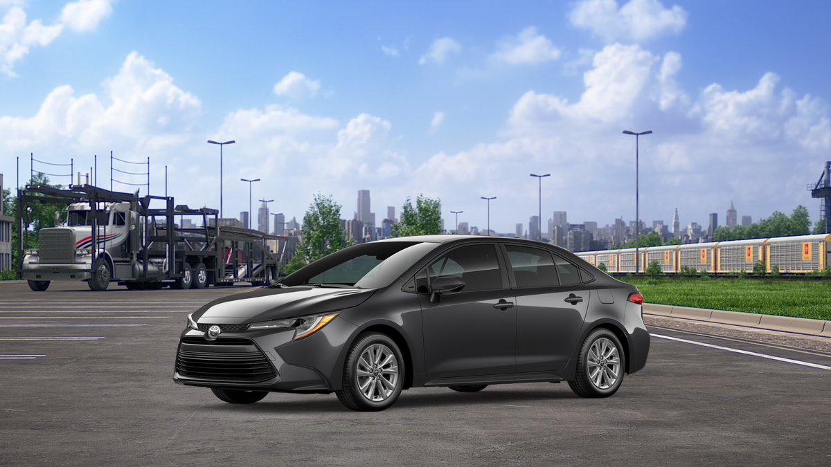 2026 Toyota Corolla LE photo 2