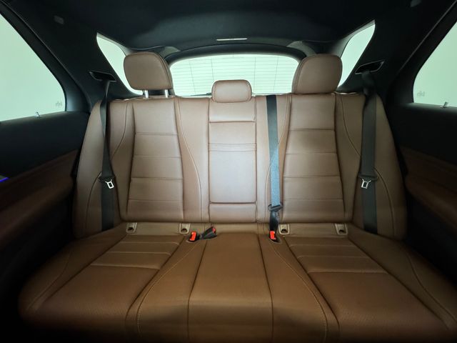 2025 Mercedes Benz GLE 450 4MATIC photo 3