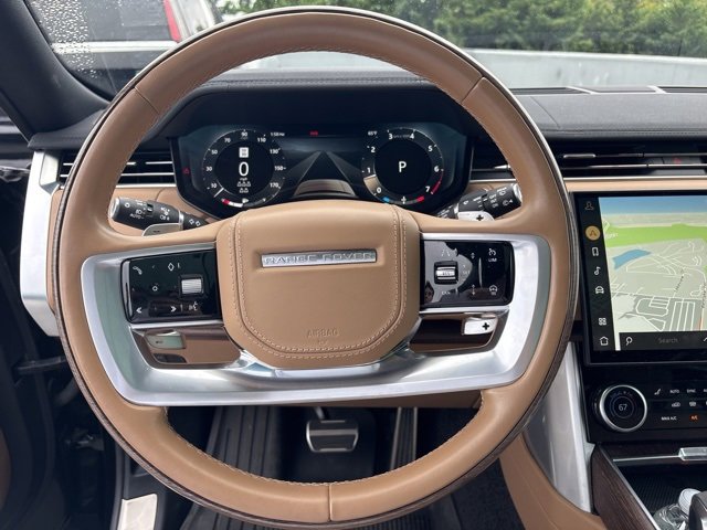 2023 Land Rover Range Rover SE photo 7