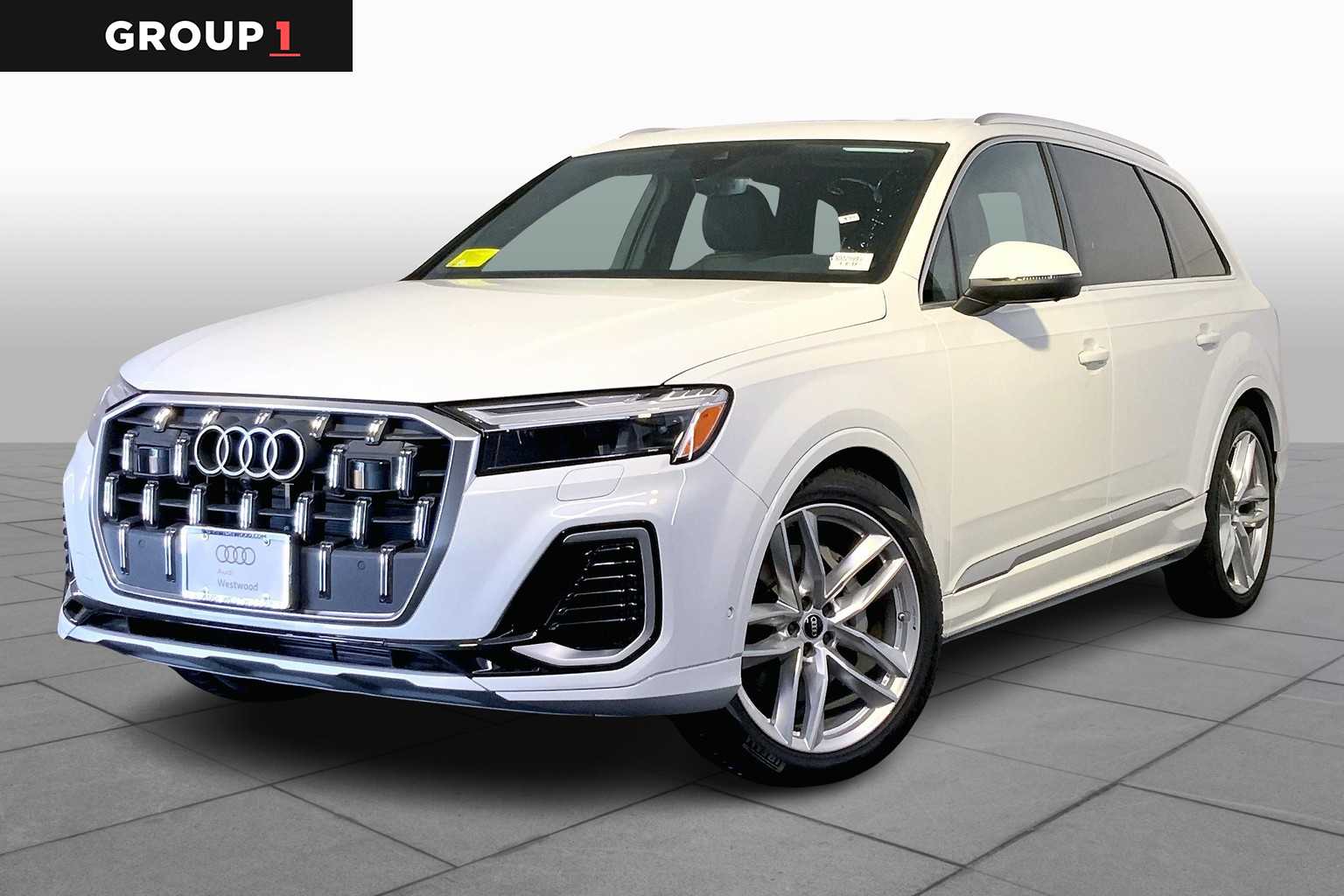 2025 Audi Q7 Premium Plus's photo