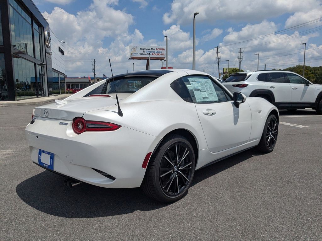 2025 Mazda MX-5 Miata Miata RF Grand Touring photo 4