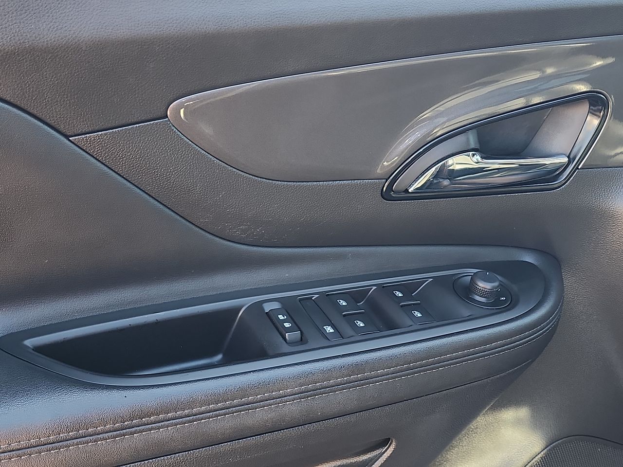2020 Buick Encore Essence photo 12
