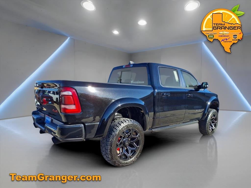 2022 Ram 1500 Laramie photo 2