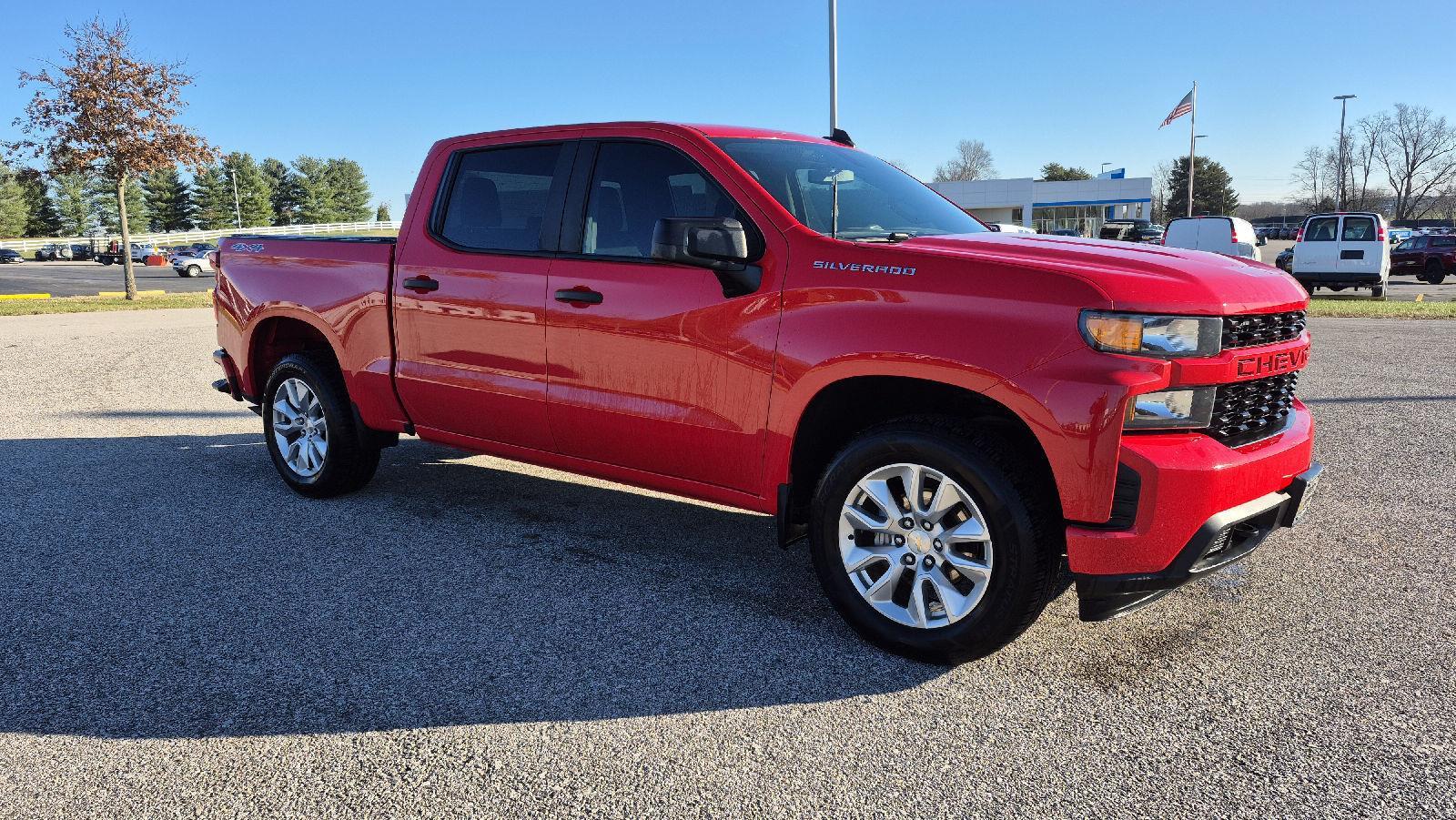 2021 Chevrolet Silverado 1500 Custom photo 3