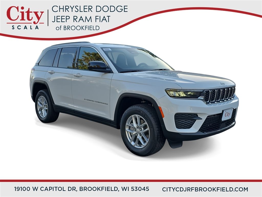 2025 Jeep Grand Cherokee Laredo's photo