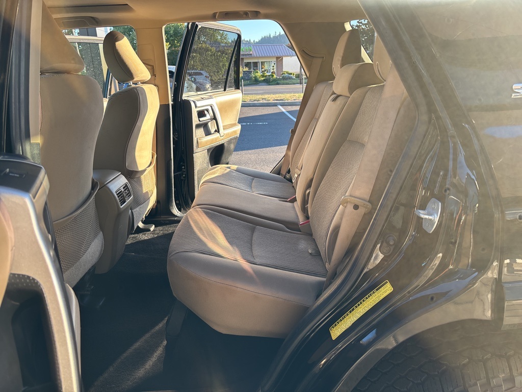 2011 Toyota 4Runner SR5 photo 12