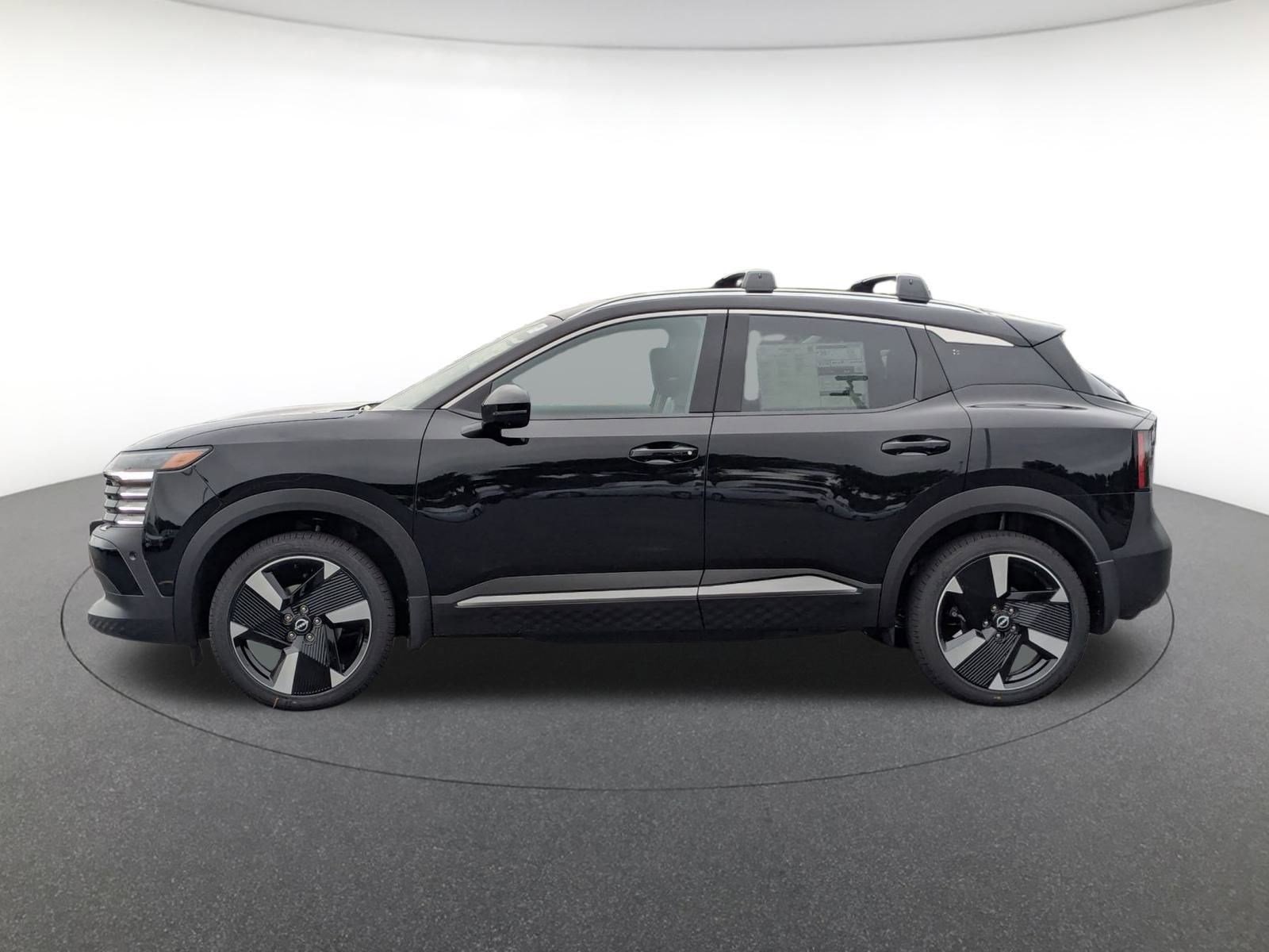2025 Nissan Kicks SR photo 8
