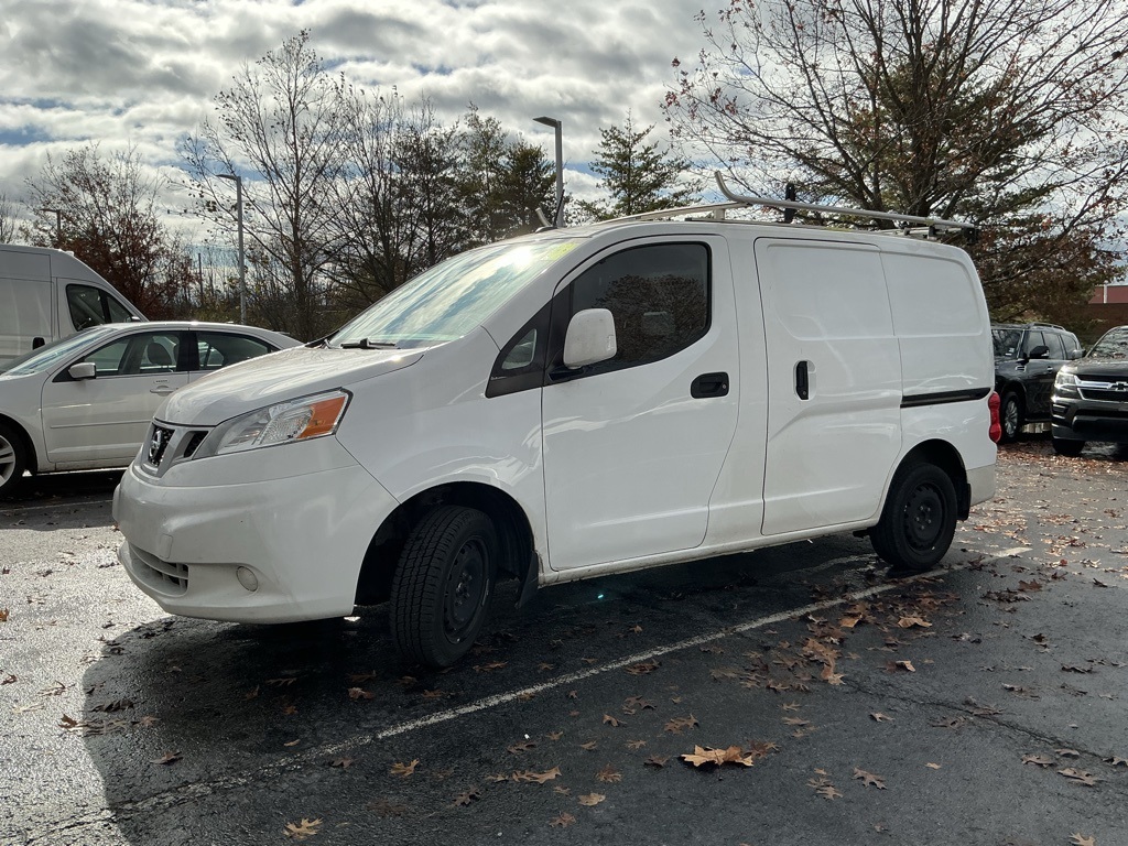 2021 Nissan NV200 SV photo 2