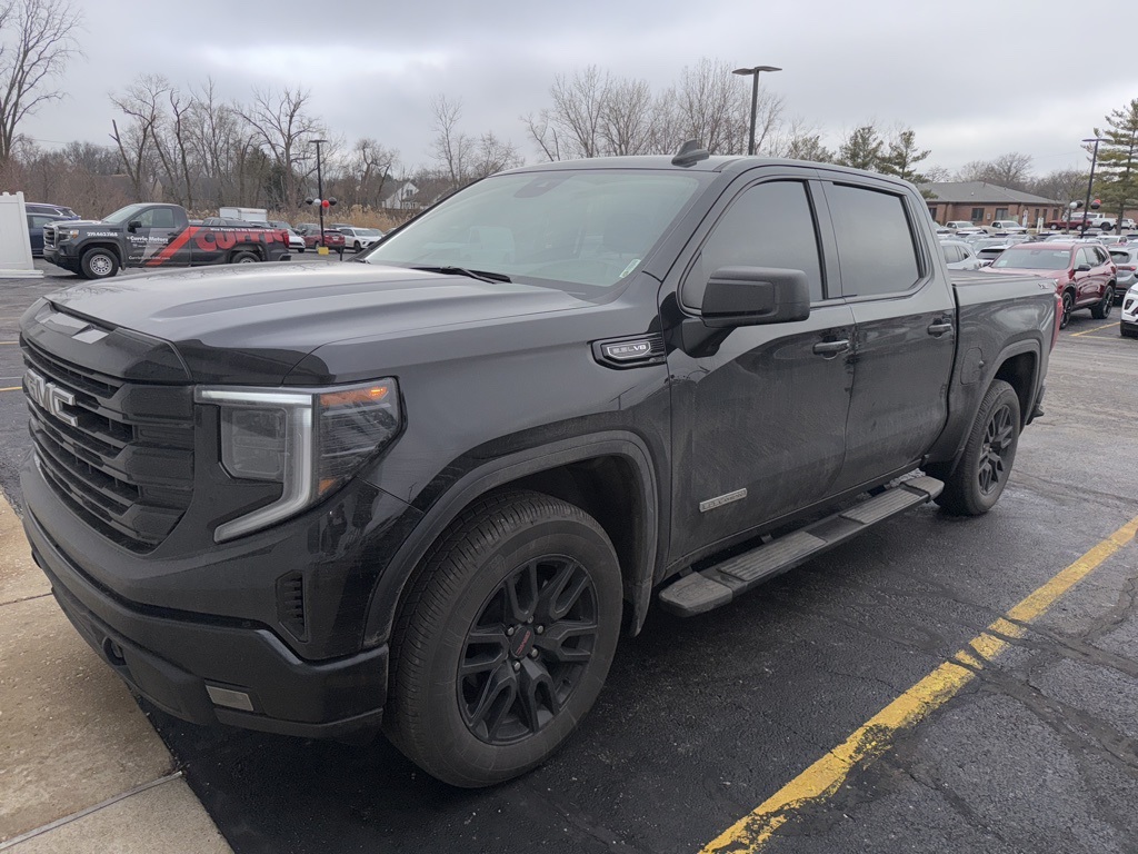 2024 GMC Sierra Elevation's photo