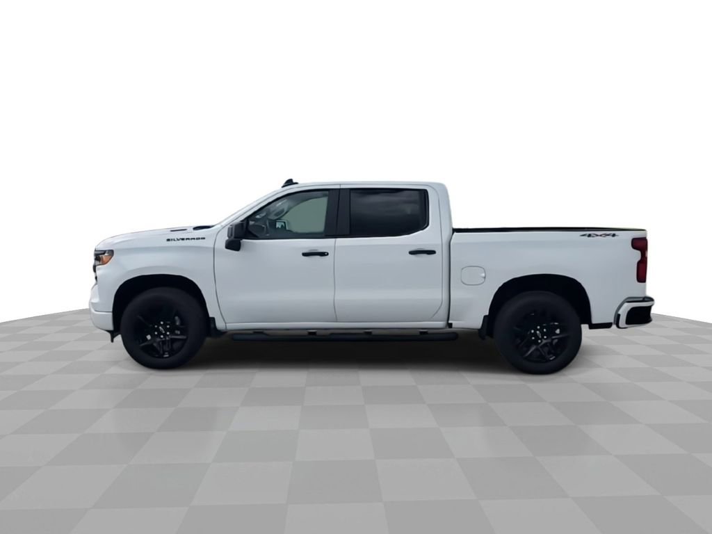 2025 Chevrolet Silverado 1500 Custom photo 5
