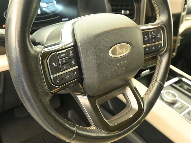 2022 Ford Expedition Platinum photo 14