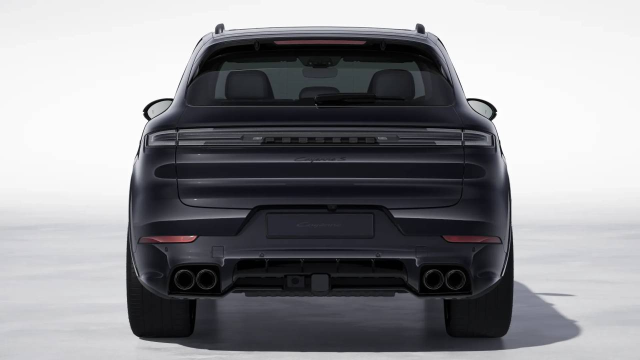 2026 Porsche Cayenne S photo 8