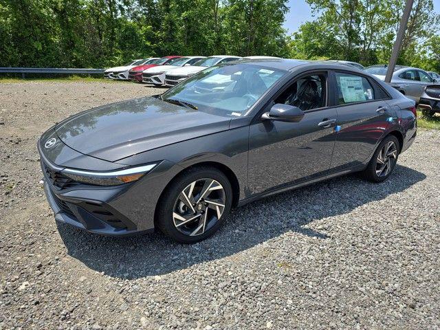 2025 Hyundai Elantra Blue