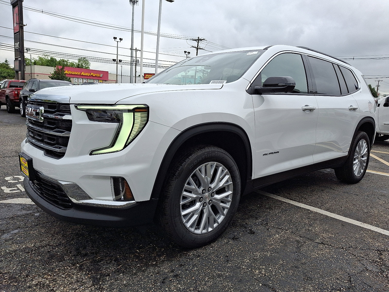 2025 Gmc Acadia Elevation photo 2