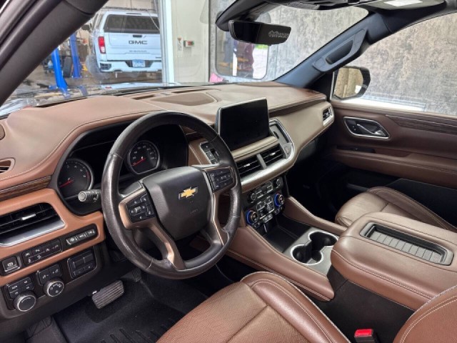 2021 Chevrolet Tahoe High Country photo 2