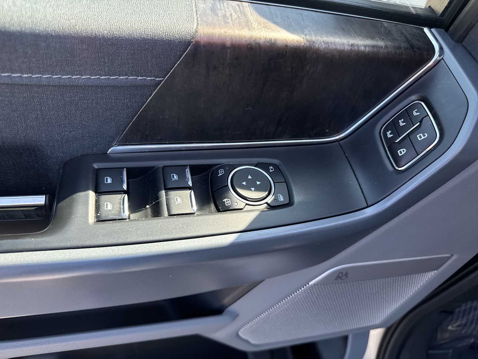 2023 Ford F-150 Lariat photo 20