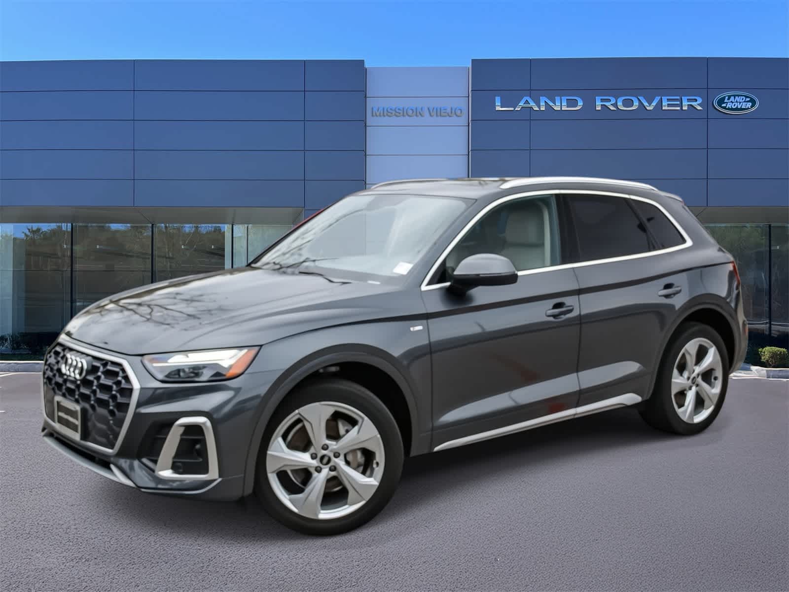 2023 Audi Q5 Premium Plus