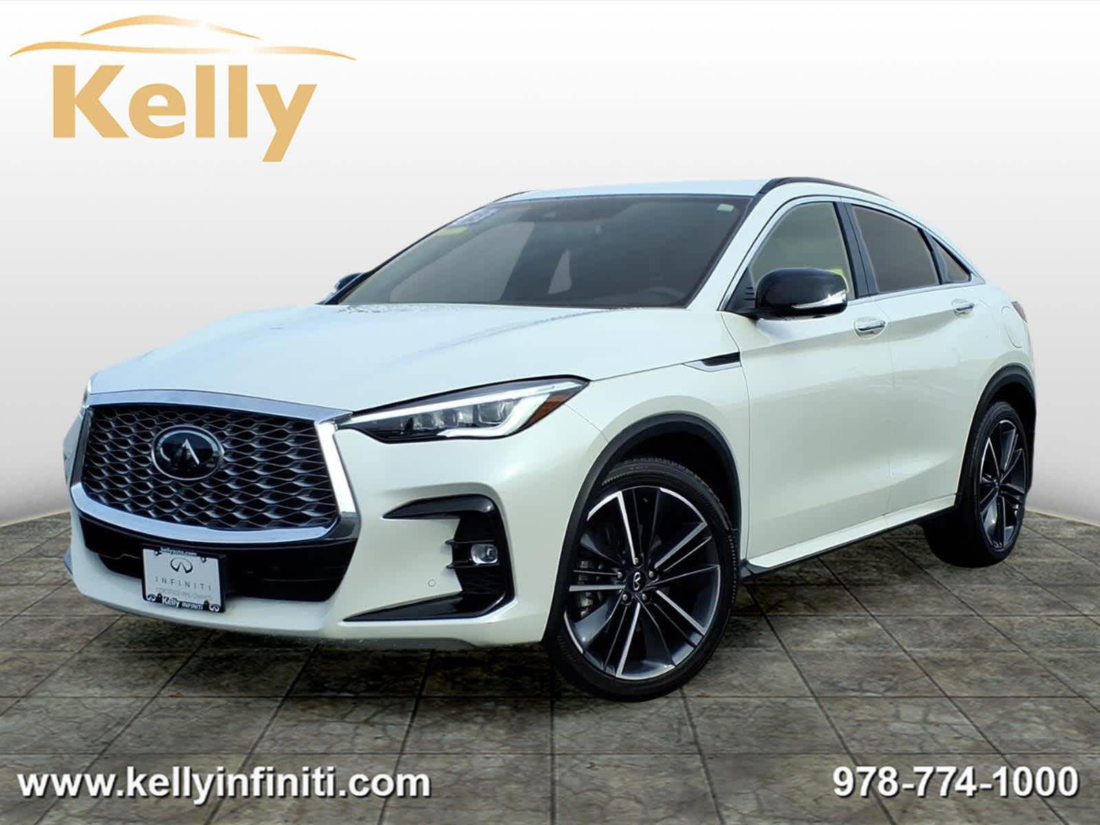 2023 INFINITI QX55 Essential