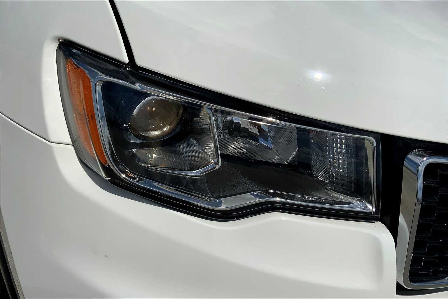 2020 Jeep Grand Cherokee Limited photo 23