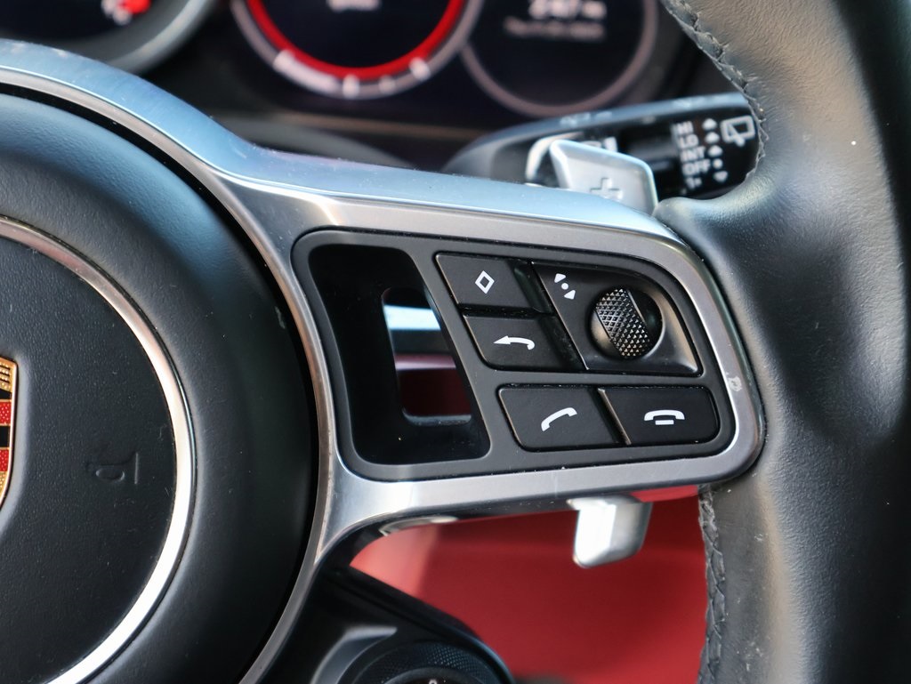 2022 Porsche Cayenne GTS photo 25
