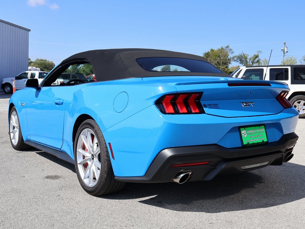 2024 Ford Mustang GT Premium photo 3