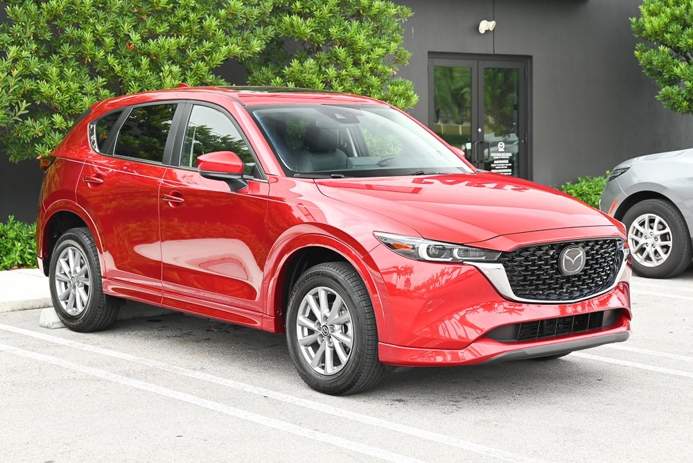 2025 Mazda CX-5 2.5 S Preferred photo 3