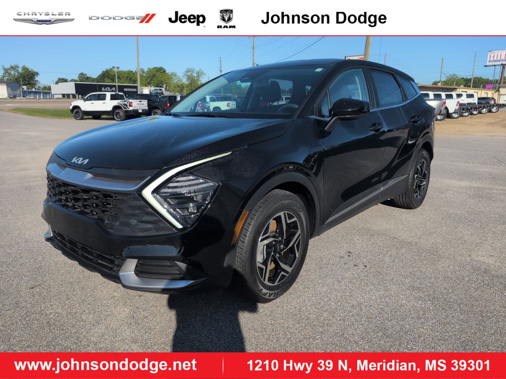 2024 Kia Sportage LX's photo