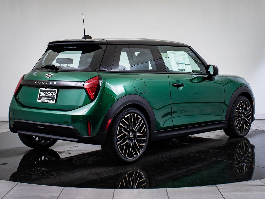 2025 Mini Cooper 2 Door Hardtop S photo 9