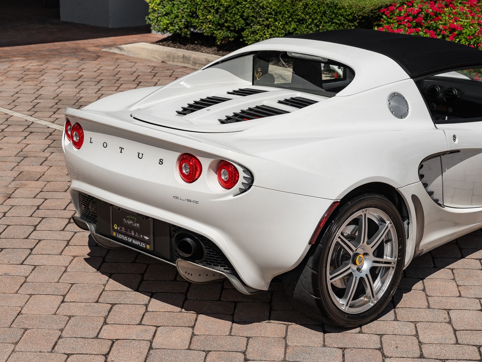 2006 Lotus Elise photo 2